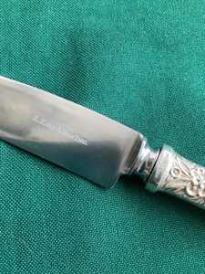 มีดเนยเงินสเตอร์ลิงพร้อมด้ามจับลายดอกไม้ ใบมีดสแตนเลส อุปกรณ์ครัว - Product Image 4