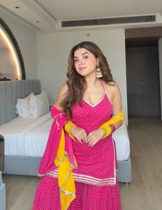 Nuevo Conjunto de Top, Sharara y Dupatta de Georgette Sintética Pesada para Mujer, Sin Arrugas, Elástico, Reversible, Tradicional, Listo para Usar, Largo hasta el Tobillo - Product Image 3