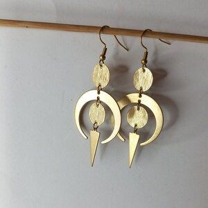 Indian Manufactured Of Minimalist Handmade Spiral Brass Long fine <b>cuff</b> <b>Earring</b> Jewelry for Women Casual & Formal Wear - Product Image 3