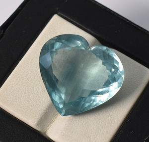 Pierres précieuses naturelles en forme de coeur d'aigue-marine, pierres précieuses à facettes Aigue-marine bleue propre pour bijoux, pendentif d'application - Product Image 2