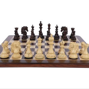 Tablero de Ajedrez Rectangular Rústico y Ecológico de ILAHI, Hecho a Mano con Madera Pura al 100%, Estilo Animal/Amor, Tamaño Personalizado - Product Image 1