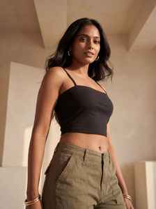 เสื้อกล้ามผู้หญิงสีแทน ทำจากใยไผ่ แห้งเร็ว ไม่ยับ ซับเหงื่อได้ดี ใส่ได้สองด้าน สไตล์ปาร์ตี้ ใส่ได้ทุกฤดู ทรงปกติ - Product Image 5