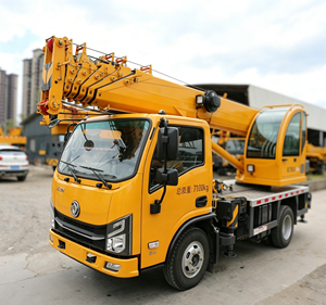 Grue de camion hydraulique compacte XCT5L6 de 5 tonnes, jaune, 7100 kg, équipement de levage à pompe hydraulique à long bras pour travaux de construction lourds - Product Image 5