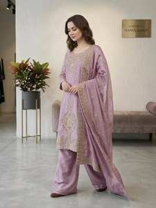 Costume en soie Gmy brodé de luxe avec manches longues et doublure en micro-coton - Product Image 3