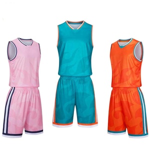 Ensemble d'uniformes de basketball athlétiques de qualité supérieure, maillot et short doux et à séchage rapide pour un confort durable - Product Image 1