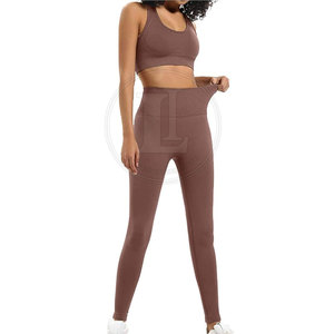 Nouvel Arrivage Ensemble de Yoga Femme Qualité Premium Logo Avant Uni Respirant Ensemble 2 Pièces Créez Votre Propre Design - Product Image 2