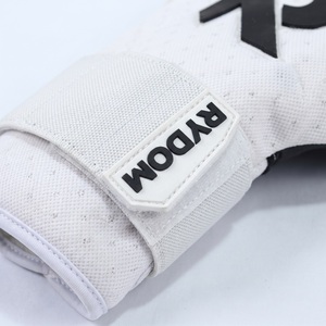 <b>Goalkeeper</b> <b>Gloves</b> Custom Design Factory Price Oem Odm Breathable Comfortable Flexible <b>Gloves</b> For Football Training - Product Image 5