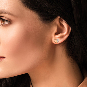 Boucles d'oreilles clous en diamant sculpté en forme de cœur fendu, motif floral ouvert, diamant rond cultivé en laboratoire, or 18 carats, bijoux de mariage élégants - Product Image 4