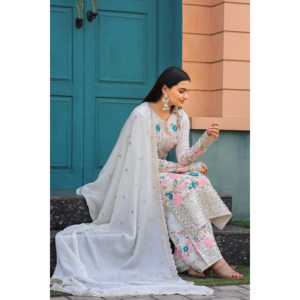 Conjunto de Ropa Tradicional China de Diseñador, Top y Pantalones de Seda Chinon Pura con Dupatta para Fiestas - Product Image 3