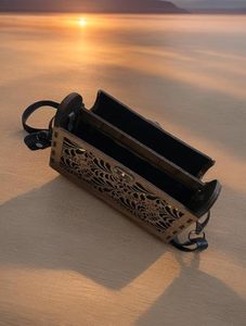 Sac à main en bois fait main, prix de gros, sac de soirée pour femmes, pour mariage, fête et occasions spéciales - Product Image 5