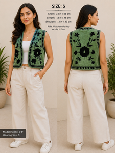 Nueva llegada: Chaleco vintage de terciopelo bordado floral Suzani Kantha, chaqueta corta india para mujer con logo frontal, textil Rajasthani. - Product Image 5