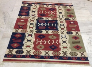 Alfombra WoolKilim tejida a mano al por mayor patrón geométrico Tribal personalizado tejido plano multicolor bohemio Dhurrie para sala de estar bajo MOQ - Product Image 2