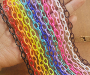 ของตกแต่งบ้านแบบโซ่เรซิ่นทันสมัย สีแดงและสีขาว งานฝีมือเรซิ่น ขายส่ง ผู้จัดจำหน่าย ของตกแต่งแขวนในบ้าน - Product Image 3