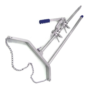 Extractor de terneros de alta resistencia, instrumento veterinario de acero inoxidable, extractor de terneros tipo trinquete en venta - Product Image 1