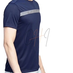 Camiseta de Manga Corta para Hombre, Color Azul Marino, Cuello Redondo, Logotipo Estampado en la Parte Delantera, Tejido Transpirable, 100% Algodón, Estilo Tie-Dye, Corte Holgado Informal - Product Image 4