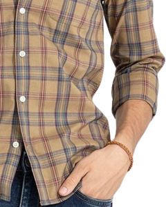 Camisa a cuadros de algodón para hombre, color marrón camel y azul, manga larga, con botones, estilo casual, corte personalizado de fábrica OEM. - Product Image 6