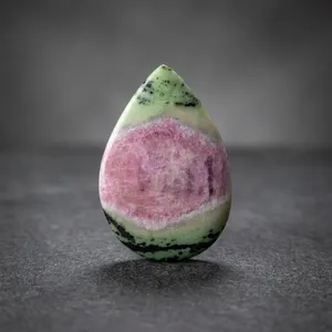 Cabochon en Zoisite Rouge Vert Rubis, Pierre Précieuse Naturelle |   Pierres en vrac en gros - Product Image 2