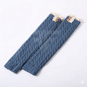 Calcetines de punto para mujer, azules y blancos, de moda, al por mayor, con ribete de encaje, botones, puño con logo, para uso diario, cubrepiernas. - Product Image 1