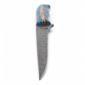 Couteau à fileter de précision artisanal en acier Damas, manche en résine hybride bleue motif pomme de pin, outil spécialisé - Product Image 3
