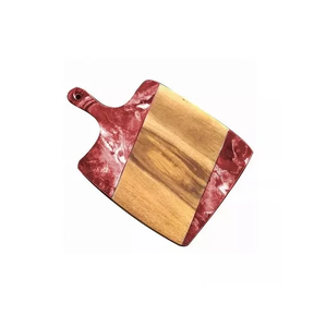Planche à charcuterie artisanale en bois d'acacia et résine époxy, durable, résistante au lave-vaisselle, pour servir et couper le fromage, le pain, les fruits - Product Image 1