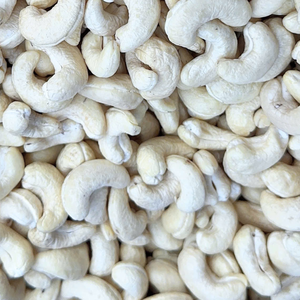 Offre Spéciale : Noix de cajou brutes WW180, WW240, WW320, LP, WS, W320 – Emballage personnalisé disponible - Product Image 1