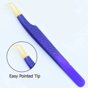 Pinces à cils en acier inoxydable de précision avec manche violet et pointes dorées, pointe lisse pour extension de cils - Product Image 3
