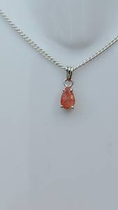 Collar Minimalista de Plata de Ley 925 con Colgante de Piedra del Sol para Niños, Corte Pera, Piedra del Sol Natural, Hecho a Mano, Joyería de Piedra de Nacimiento de Junio - Product Image 4