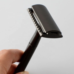 Maquinilla de Afeitar de Seguridad Reutilizable para Hombre, de Acero Inoxidable, de Doble Filo, Manual, para Recortar la Barba y Eliminar el Vello Facial - Product Image 4