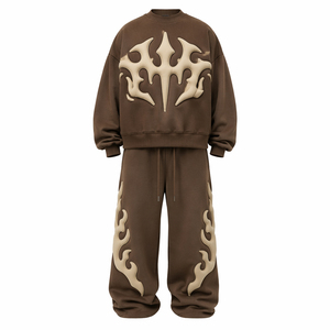 Survêtements pour hommes avec logo personnalisé en relief, conception OEM / Service OEM de conception de survêtements pour hommes avec impression en relief - Product Image 4