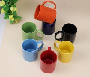 Mug à café en grès coloré avec anse, idéal pour les cadeaux d'affaires et l'utilisation au bureau - Product Image 1
