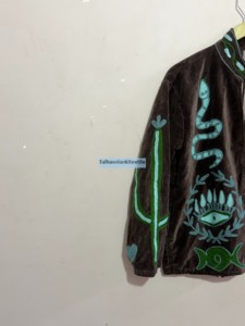 <b>Velvet</b> Embroidered Mandarin Collar Jacket <b>Women</b> Full Sleeve Lantern Sleeve Autumn <b>Coat</b> Hand Embroidery Pattern Boxy Fit - Product Image 3