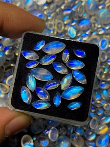 Pierre précieuse en vrac Cabochon Marquise en Pierre de Lune Arc-en-ciel Blanche 3x6mm/4x8mm/5x10mm, Changement de Couleur Naturel, Qualité Exceptionnelle et Rare - Product Image 6
