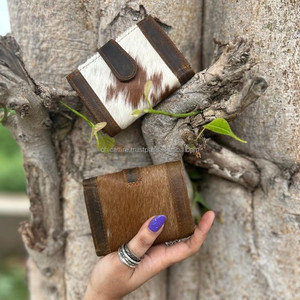 Nouveaux vrais cheveux sur pochette en cuir de vachette Nouveau Design élégant Multi utilisations Western Offre Spéciale véritable cuir de vachette petits portefeuilles pour les femmes - Product Image 4