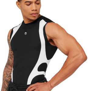 Camiseta Deportiva de Compresión en Negro para Hombre, Ropa Deportiva y de Entrenamiento, Elástica y Transpirable - Product Image 4