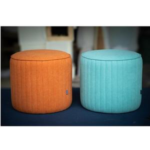 Pouf ottoman moderne de qualité commerciale Verti fabriqué au Vietnam OEM, multicolore, rond, avec structure en contreplaqué de pin et revêtement en tissu - Product Image 3