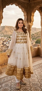 Vente flash : Meilleure robe afghane Kuchi, robe ethnique afghane faite à la main, robe de soirée traditionnelle pour femmes, culture afghane, vente en gros - Product Image 2