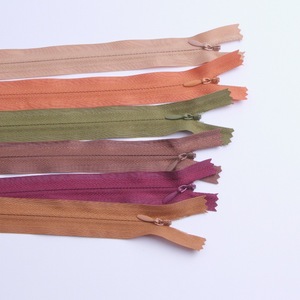 Manufacturers Wholesale Custom 3# Nylon <b>Zipper</b> Invisible <b>Zipper</b> Cloth Edge <b>Zipper</b> for Pillow Home Textiles - Product Image 4