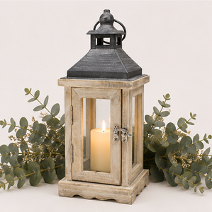 Farol de Madera Rústico Hecho a Mano con Parte Superior de Metal, Portavelas Decorativo Estilo Rústico para Decoración de Jardín y Patio Exterior - Product Image 2