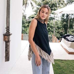 Top Bohemio de Lino Negro para Mujer, Top de Lino Orgánico con Flecos, Blusa Casual Hippie Gitana sin Mangas, Top Bohemio para Mujer - Product Image 1