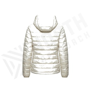 เสื้อแจ็คเก็ตมีฮู้ดสำหรับผู้หญิงฤดูหนาวแขนยาวสีทึบไส้โพลีเอสเตอร์ปิดซิปความยาวปกติ - Product Image 2