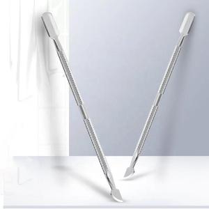 Pousse-cuticules professionnel en acier inoxydable pour un soin précis des cuticules, le nettoyage des ongles, la mise en forme et la manucure et pédicure en salon - Product Image 6