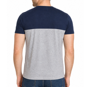 Camiseta clásica de hombre con cuello en V en dos colores, azul marino y gris claro, con logo personalizado, camiseta colorblock en blanco. - Product Image 4