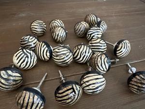 <b>Rustic</b> Resin Cabinet Knob Round Zebra Stripe Design Furniture Handle Drawer Pull for Storage Closet Use vibrant resin handle - Product Image 3