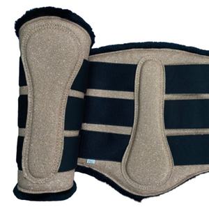 Bottes de Protection de jambe de cheval réglables, bottes à paillettes confortables en fausse fourrure cheval équestre brossage PK - Product Image 1