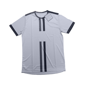 Camiseta Blanca de Manga Corta con Cuello Redondo para Hombre, con Patrón de Rayas y Ribete en Contraste, Corte Regular, Estilo Deportivo, Tejido de Poliéster - Product Image 1