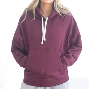 Sweat-shirt à capuche pour femme, manches raglan, couleur unie, en molleton de coton, coupe décontractée, pour l'automne, avec poches, longueur standard - Product Image 1