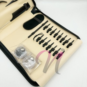 Kit d'outils pour extensions de cheveux en micro-perles noires mates avec étui, kit d'extensions de cheveux à micro-anneaux, étui en cuir zippé - Product Image 5