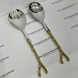 Ensemble de service en acier inoxydable avec poignée en bois de cerf, design luxueux, portable et compatible lave-vaisselle, de IEI - Product Image 6