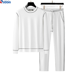 Conjunto de Sudadera con Capucha Estampada de Invierno para Hombre, Talla Grande, Color Sólido, Cuello Redondo, Manga Larga, con Pantalones con Cordón - Product Image 1