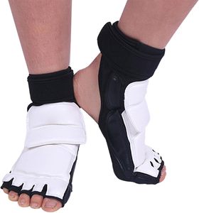 Équipements de protection pour arts martiaux en cuir de bonne qualité, protège-pieds réglables avec fermeture auto-agrippante et impression de logo personnalisée - Product Image 1